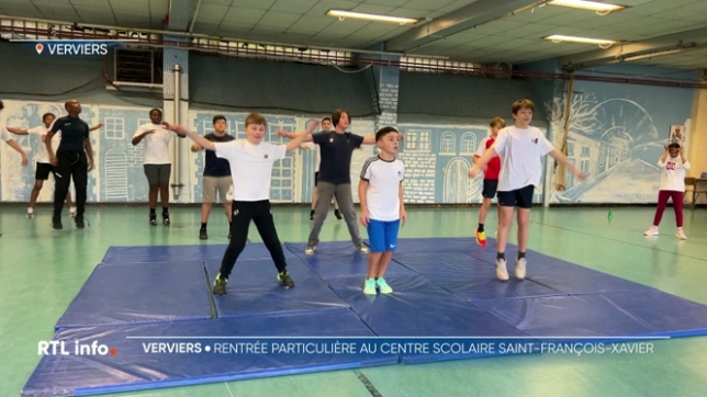 A Verviers, les élèves du centre scolaire Saint-François-Xavier n'ont pas repris les cours normalement. La semaine de rentrée était consacrée à des ateliers ou des remédiations pour renforcer les liens entre élèves.