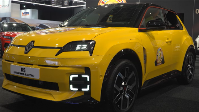 La Renault 5/Alpine A290 a été élue vendredi Voiture européenne de l'année 2025 durant la journée presse du Salon de l'Auto de Bruxelles.