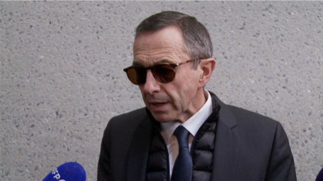 La France ne peut pas supporter cette situation : le renvoi en France d'un influenceur algérien expulsé vers l'Algérie suscite la colère du ministre de l'Intérieur, Bruno Retailleau, et risque d'envenimer encore des relations franco-algériennes déjà tendues.