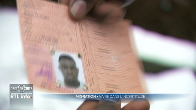 Tous les samedis, la rédaction ira désormais à la rencontre de celles et ceux qui ont fait un jour l'actualité afin de voir comment leur situation a évolué. Un an plus tard, la peur d'être explusé de Steve est-elle toujours aussi présente ?