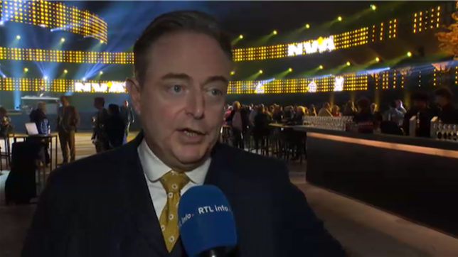 Une grève nationale est prévue lundi 13 janvier, Bart De Wever assure que les annonces relayées par les syndicats sont des histoires d'horreur.