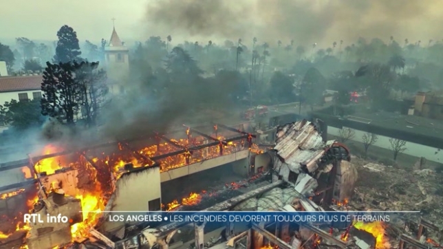 Le feu ne cesse de s'étendre autour de Los Angeles