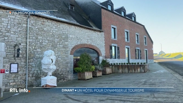 A Falmignoul, dans la commune de Dinant, un nouvel hôtel vient d’ouvrir ses portes. C'est le premier établissement hôtelier dans ce petit village. C'est un hôtel de luxe et thématisé, qui espère attirer un nouveau type de clientèle dans cette région touristique.