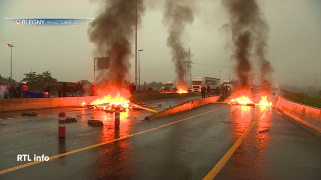 Le patron du syndicat FGTB Thierry Bodson et d'autres syndicalistes ont été déboutés par la cour européenne des droits humains concernant le décès d'une dame qui a eu lieu lors d'une grève à Liège en 2015. La cour européenne a rejeté leurs arguments, confirmant la condamnation de la justice belge.