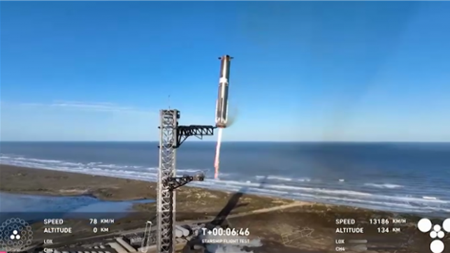 SpaceX réussit à rattraper le premier étage de sa mégafusée Starship mais a perdu le second