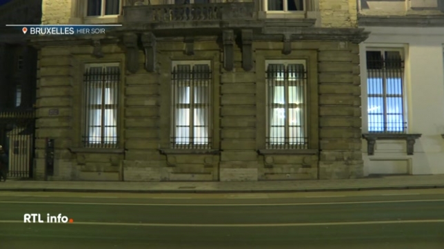 La super note socio-économique du formateur n'a pas été très bien accueillie par Vooruit, et dans une moindre mesure par le CD en V et les Engagés. Elle aurait été reportée pour la fin de la semaine.