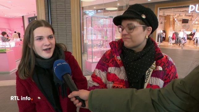 Sommes-nous trop souvent sur les réseaux sociaux ? Pour le comprendre, il faut savoir que le Belge passe en moyenne 1 heure 30 par jour à consulter les réseaux. C'est moins que la moyenne européenne qui est de 2H15 par jour, mais c'est quand même beaucoup.