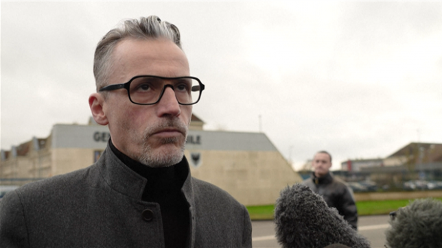 Depuis mardi, Monique Olivier, ex-femme du tueur en série Michel Fourniret, a été emmenée sur différents lieux du Calvados et de l'Orne, ainsi qu'au domicile de Lydie Logé à l'époque des faits. Son avocat revient sur l'investigation.