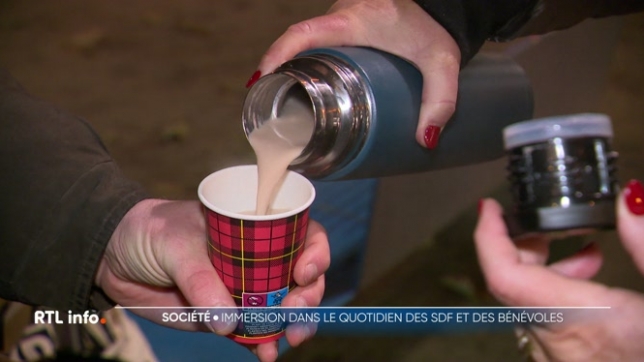 Les sans-abris sont environ 250 à Liège. Certains sont accros à la drogue ou à l’alcool, mais d’autres sont devenus SDF à la suite d’un accident de vie. Ils peuvent heureusement compter sur les sentinelles de rue et des bénévoles. Plusieurs d'entre eux ont accepté d'apporter un témoignage touchant.