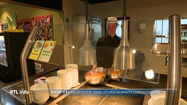 Après l'annonce de faillite suivie d'une autre, celle de la reprise de 41 restaurants sur les 62, seule une petite dizaine d'entre-eux ont ouvert leurs portes fermées aujourd'hui. C'est le cas de celui de Jumet, où malgré un certains soulagement, il y a encore beaucoup de questions et d'incertitudes