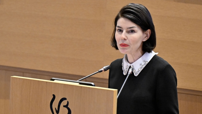 Ne dites plus "promotion sociale", mais "enseignement pour adulte": Valérie Glatigny lance une nouvelle réforme