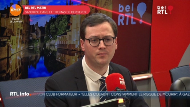L’invité de 7h50.  Ce mardi, Martin Buxant reçoit Benjamin Biard.
Eminent spécialiste des partis d’extrême-droite et populistes, Benjamin Biard est chercheur au Crisp.
Il analyse avec nous la tectonique des plaques politiques et l’éruption des partis de droite dure partout dans le monde.
