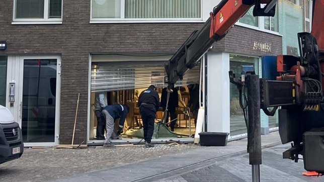 voiture_belier_charleroi