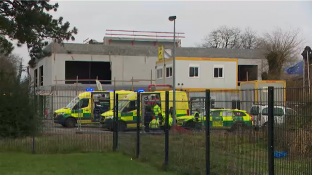 Une toiture en construction s'est effondrée à Ghlin. Les raisons de l'incident sont toujours inconnues actuellement.