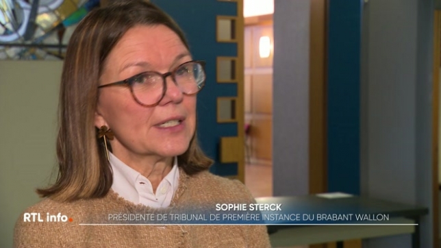 La présidente tribunal de 1ère instance du Brabant wallon, Sophie Sterck, a annoncé que les activités du tribunal seront suspendues du 31 janvier au 7 février. Les mesures et délais préconisés par les pompiers en matière de sécurité n'ont pas été mis en application, ce qui explique cette décision.