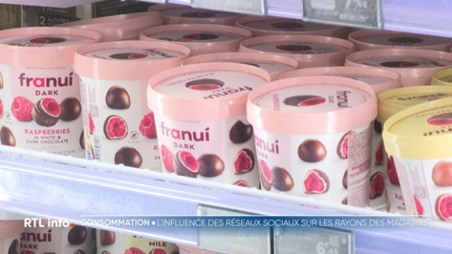 On savait déjà que les réseaux sociaux pouvaient faire le succès de certains produits. C'est désormais le cas aussi pour les produits alimentaires. Les grandes surfaces voguent désormais aussi sur cette vague d'influenceurs en proposant leurs produits à la vente.