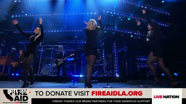 Concert à Los Angeles pour soutenir les victimes des incendies en Californie