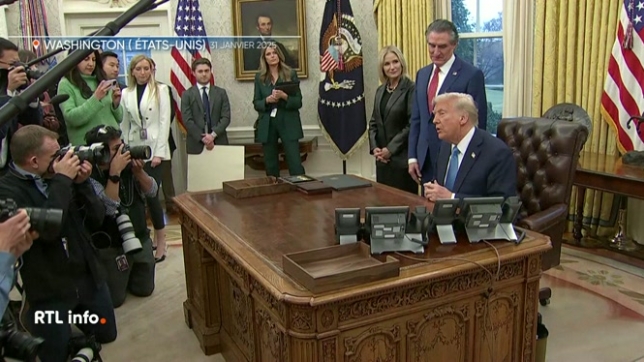 L'Europe réagit aussi à la hausse des droits de douane envisagée par Trump