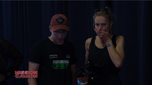 Dans Mission camion : c’est du lourd !, Sandrine Corman s’est lancée dans un défi inédit : décrocher son permis poids lourd. Mais avant de passer aux choses sérieuses, l’animatrice a dû faire ses preuves… sur un camion téléguidé !