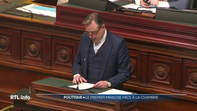 Les ministres du gouvernement Arizona se sont retrouvés ce matin pour leur premier conseil des ministres au 16, rue de la Loi. Après la réception de Nouvel an aux corps constitués, Bart De Wever a pris la direction du Parlement pour la lecture de la déclaration de politique générale.