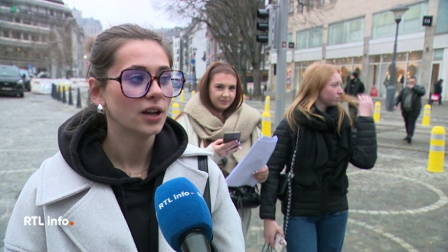 Un chiffre édifiant en cette journée mondiale sans téléphone. 77% des automobilistes wallons utilisent leur téléphone en conduisant. C'est interdit évidemment, et on risque des amendes salées. Mais pourquoi donc la grande majorité des conducteurs ne sait-elle pas se passer de son GSM ?