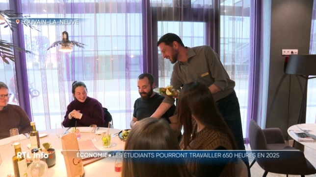 Une bonne nouvelle pour les étudiants jobistes. Le plafond des heures prestées soumises à des cotisations sociales réduites sera augmenté par le nouveau gouvernement. Ils pourront désormais travailler 650 heures par an, ce qui arrange les secteurs en manque de main d'oeuvre comme l'Horeca.