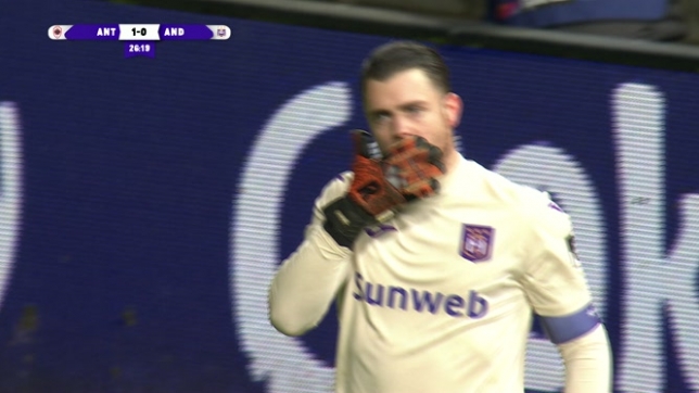 Voici le premier but de cette demi-finale.