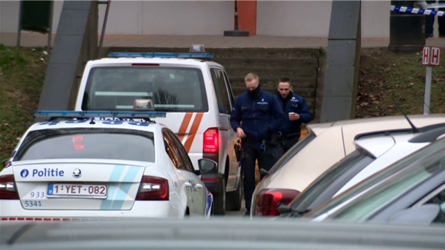 De nouveaux coups de feu ont eu lieu dans la nuit de jeudi à vendredi à Anderlecht, cette fois dans le quartier du Peterbos. Un deuxième témoin raconte.