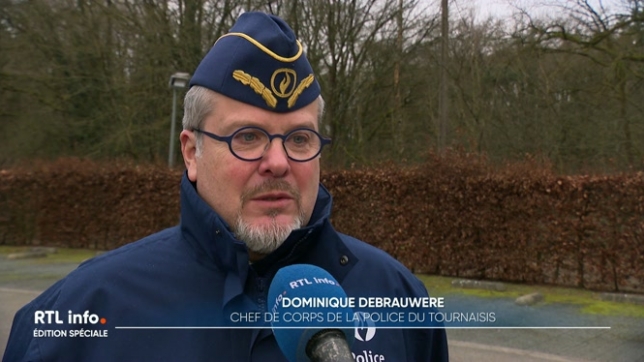 Des migrants essayant de rejoindre l'Angleterre se sont enfermés dans une remorque refroidie à 2 degrés. Parmi les 15 migrants retrouvés en mauvaise posture, il y avait une femme enceinte.