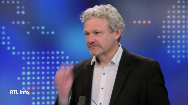 Thierry Bodson, le président de la FGTB, sera face à Martin Buxant juste après le RTL info 19H. Mais d'abord comme tous les dimanches, Martin, Buxant passe en revue l'actualité qu'il faudra tenir à l'oeil cette semaine.