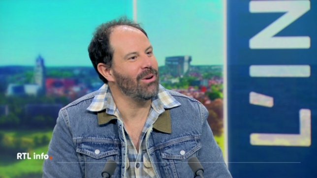 On retrouve en plateau le chanteur belge Grandgeorge qui présente son nouvel album A place we can meet.