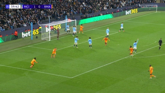 Ligue des Champions: le drôle de but de Kylian Mbappé contre Manchester City