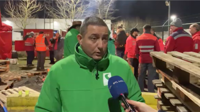 Direct de Vany Esposito.