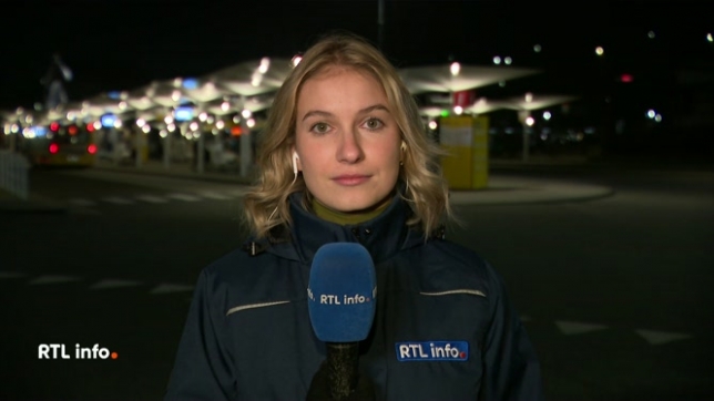 La grève nationale de demain aura des répercussions sur les transports. La STIB, la TEC et De Lijn prévoient des perturbations. Aucun vol ne décollera ou n'atterrira en Belgique. La SNCB, elle, prévoit une forte demande due à l'acheminement des manifestants vers Bruxelles.