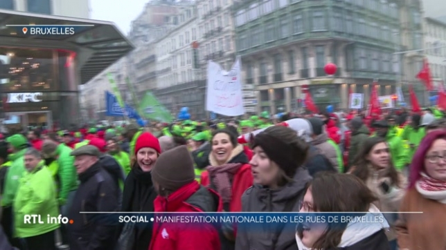 Les manifestants s'étaient donné rendez-vous ce matin aux abords de la Gare du Nord, à Bruxelles. Une action en front commun et un cortège qui s'est élancé sur le coup de 10h30.
