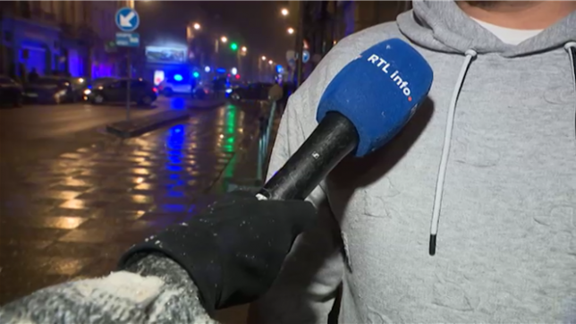 De nouveaux coups de feu ont été tirés samedi soir vers 21h30 à proximité de la station de métro Clémenceau, à Anderlecht. Une personne a perdu la vie. Les auteurs ont pris la fuite et sont toujours activement recherchés. Sur place, un témoin raconte ce qu'il a vu et entendu.