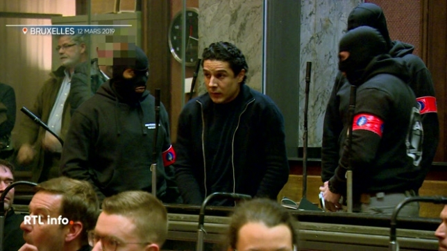 Le procès de Mehdi Nemmouche et quatre autres jihadistes s'ouvre à Paris