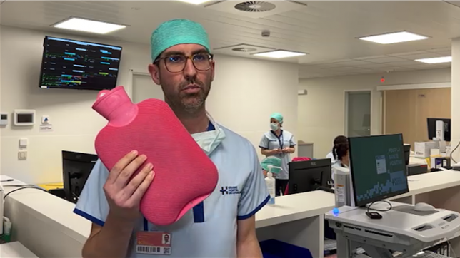 Interview de Jean-Charles de Schoutheete, chirurgien au centre des brûlés du Grand-Hôpital de Charleroi.