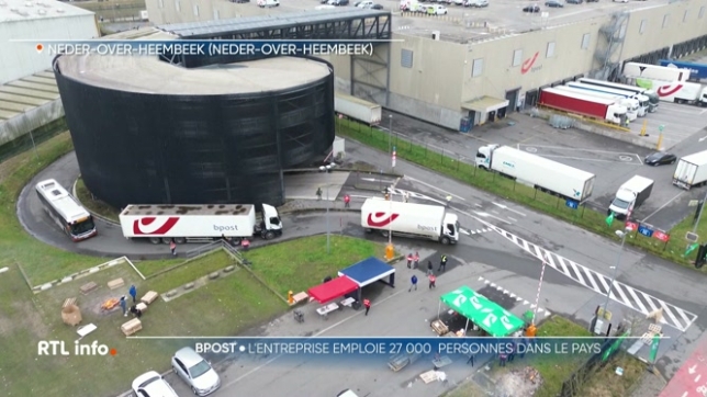 L'entreprise bpost est l'un des plus gros employeurs du pays avec 27 000 travailleurs. Ill semblerait aujourd'hui que le mixte privé-publique ne fonctionne plus. Un modèle qui devrait, à terme, être revu selon certains économistes.