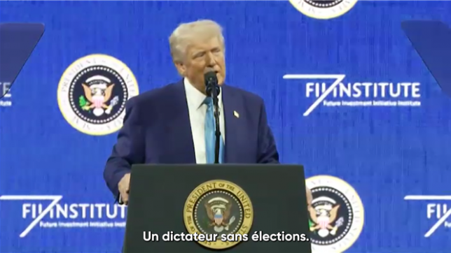 Le président américain Donald Trump qualifie le président ukrainien Volodymyr Zelensky de dictateur sans élections lors d'un discours à Miami. Zelensky ferait mieux de se dépêcher, sinon il ne lui restera plus de pays, ajoute Donald Trump.