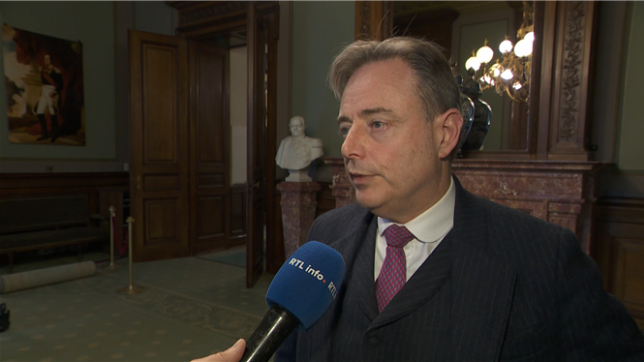 Promettre une solution pour demain, c'est un mensonge: Bart De Wever se dit inquiet de la violence liée aux drogues