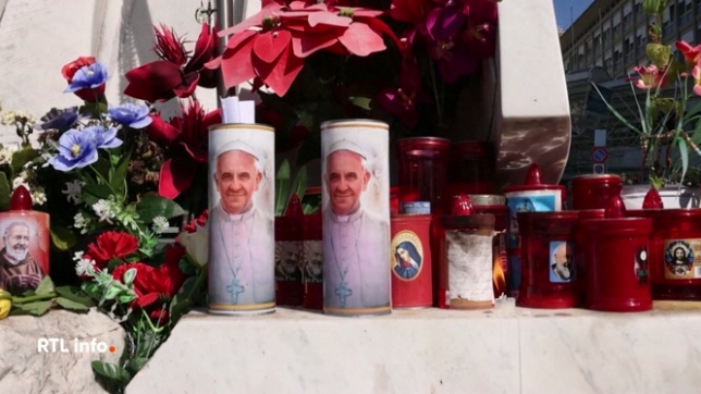 Légère amélioration de l'état de santé du pape François