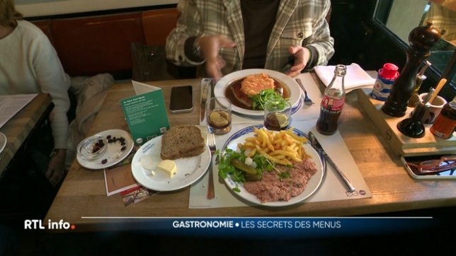Chaque vendredi pendant les vacances, nous vous emmenons dans les coulisses de restaurants. Ce soir, direction le Vieux Saint Martin, une institution bruxelloise centenaire à l'origine du filet américain. Comment innover avec une recette vieille de 100 ans ?