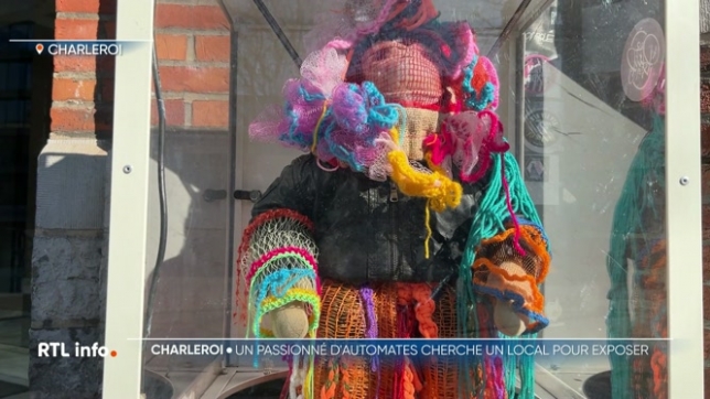 Un collectionneur lance un appel à l'aide. Il possède une collection impressionnante d'automates, comme des manèges et mannequins articulés. Le bail du hangar qu'il utilise pour entreposer tous ses joyaux touche à sa fin. Il doit trouver d'urgence un lieu permanent.