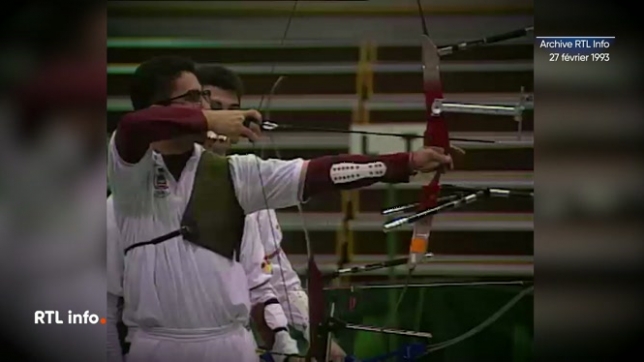 Retour en 1993 à Louvain-la-Neuve, où se déroulaient les premiers Jeux mondiaux universitaires de tir à l'arc. L'événement avait rassemblé des archers venus de 16 pays, marquant une étape très importante dans cette discipline au niveau universitaire.