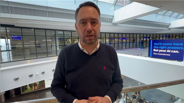 Donald Trump et Volodymyr Zelensky se sont empoignés verbalement devant les caméras du monde entier, alors que le président ukrainien rendait visite à son homologue américain. Maxime Prévot, ministre des Affaires étrangères, revient sur cette affaire.