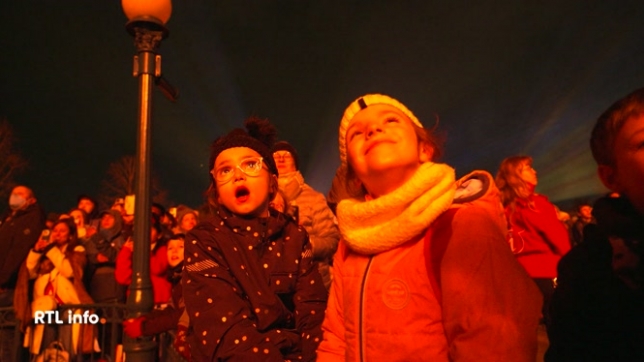 La vente des étoiles a permis de récolter 770.000 euros au profit de l'association Pêcheur de lune qui aide plus de 100 structures à travers la Belgique. David Antoine et son équipe ont permis d'emmener plus de 500 enfants et leurs éducateurs vivre la magie de Disney à Paris.