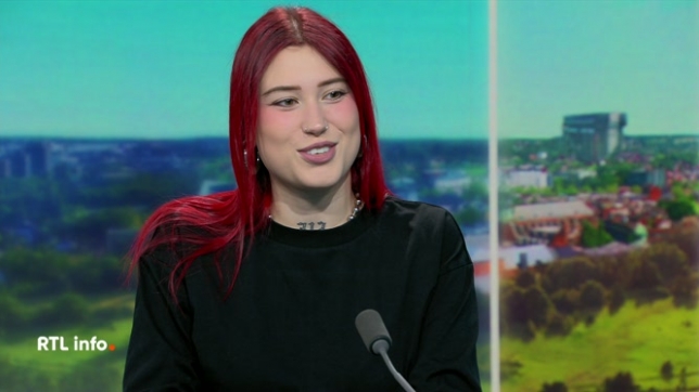 La chanteuse Charles fait partie de cette nouvelle génération d’artistes belges qui se fait un nom à l’international. Son nouvel EP est intitulé “Sabotage”...