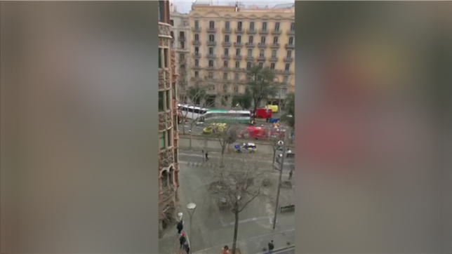 Une collision entre deux autocars lundi après-midi sur une avenue fréquentée de Barcelone a fait au moins 34 blessés, dont quatre sont dans un état grave, ont annoncé les services d'urgences médicales (SEM) de la région de Catalogne.