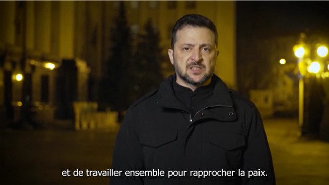Volodymyr Zelensky: Nous devons trouver la force d’avancer, de nous respecter les uns les autres.